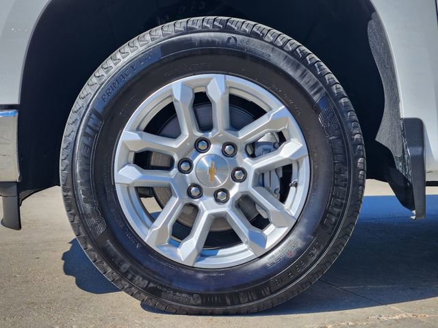 Certified 2025 Chevrolet Silverado 1500 LT AWD/4WD image 10