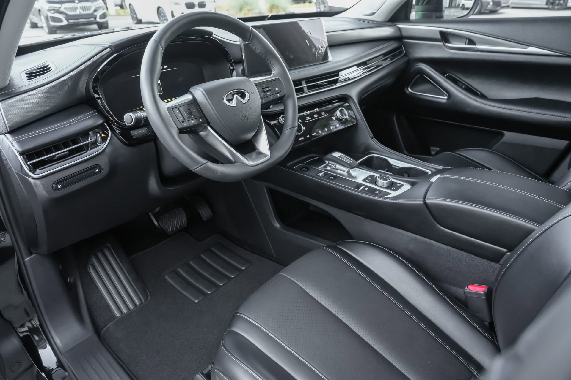 Certified 2026 INFINITI QX60 Luxe w/ Cargo Package image 7