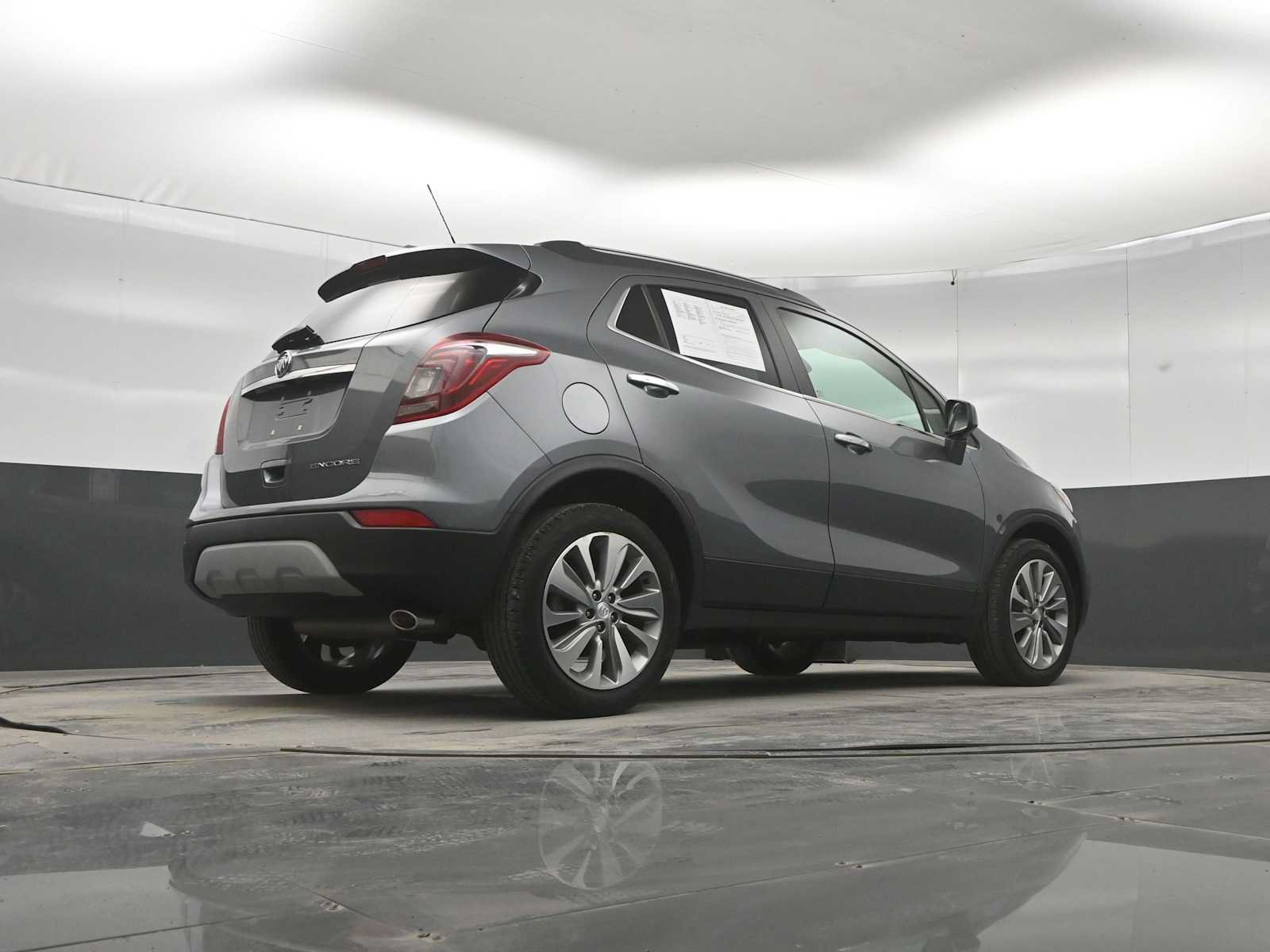 Used 2020 Buick Encore Preferred FWD image 15