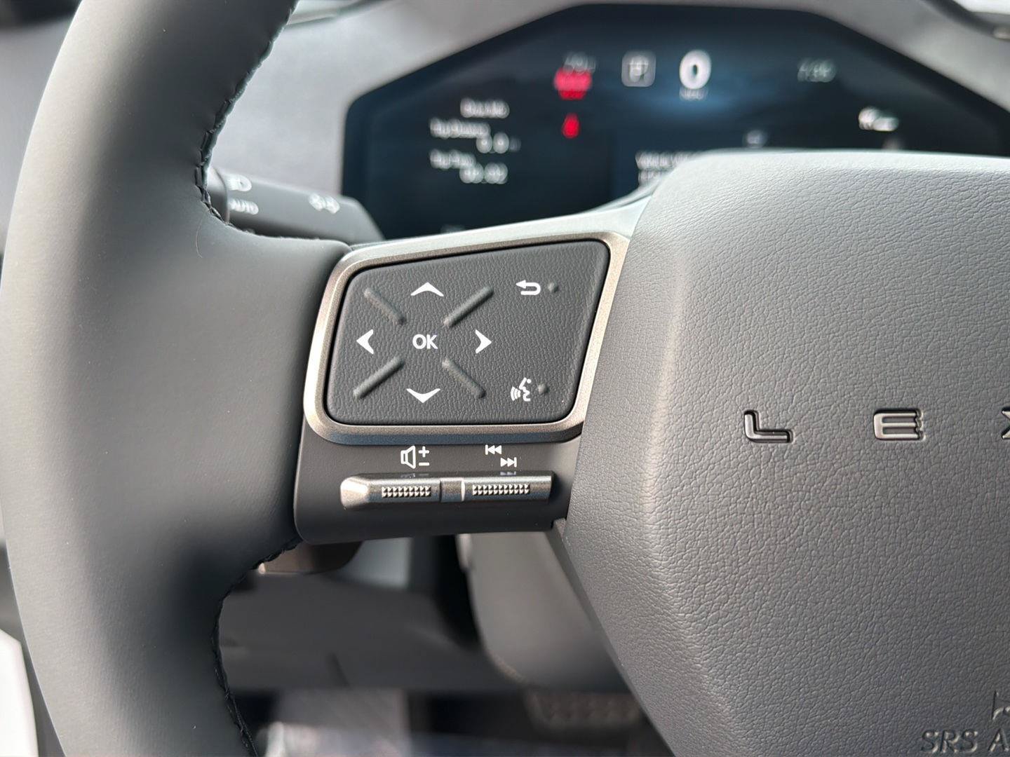 New 2026 Lexus ES 350e w/ Accessory Package (Z2) FWD image 21