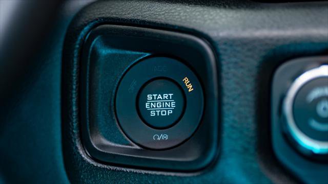 Used 2026 Jeep Gladiator Sport image 23