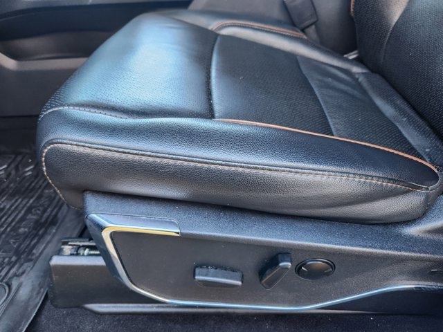 Used 2024 Ford F150 Lariat w/ FX4 Off-Road Package image 24