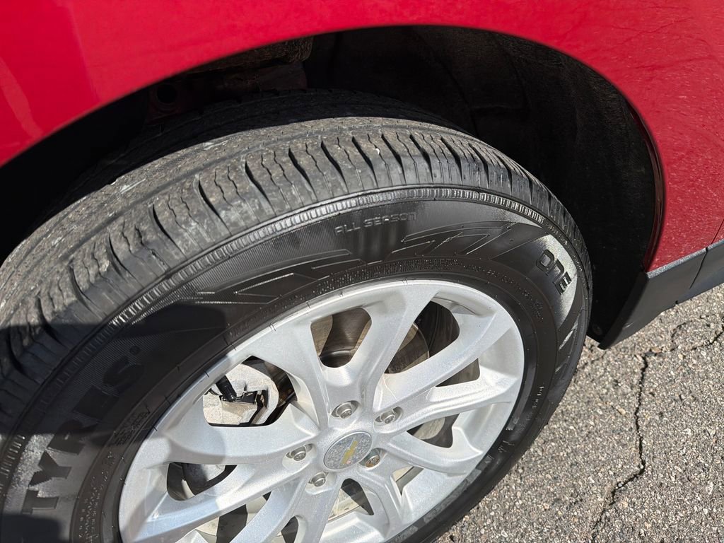 Used 2019 Chevrolet Equinox LT FWD image 29