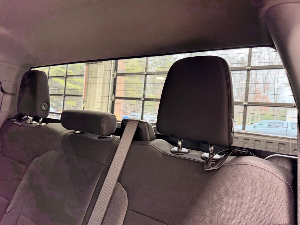 Used 2025 Chevrolet Silverado 1500 LT image 19