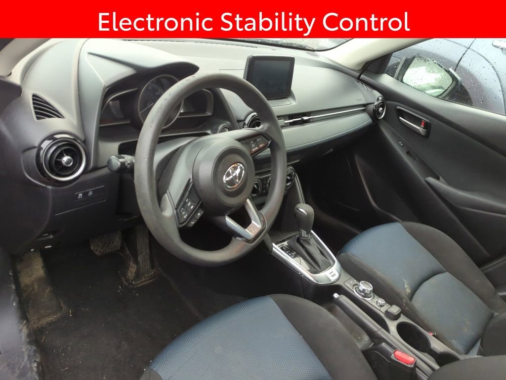 Used 2019 Toyota Yaris LE image 7