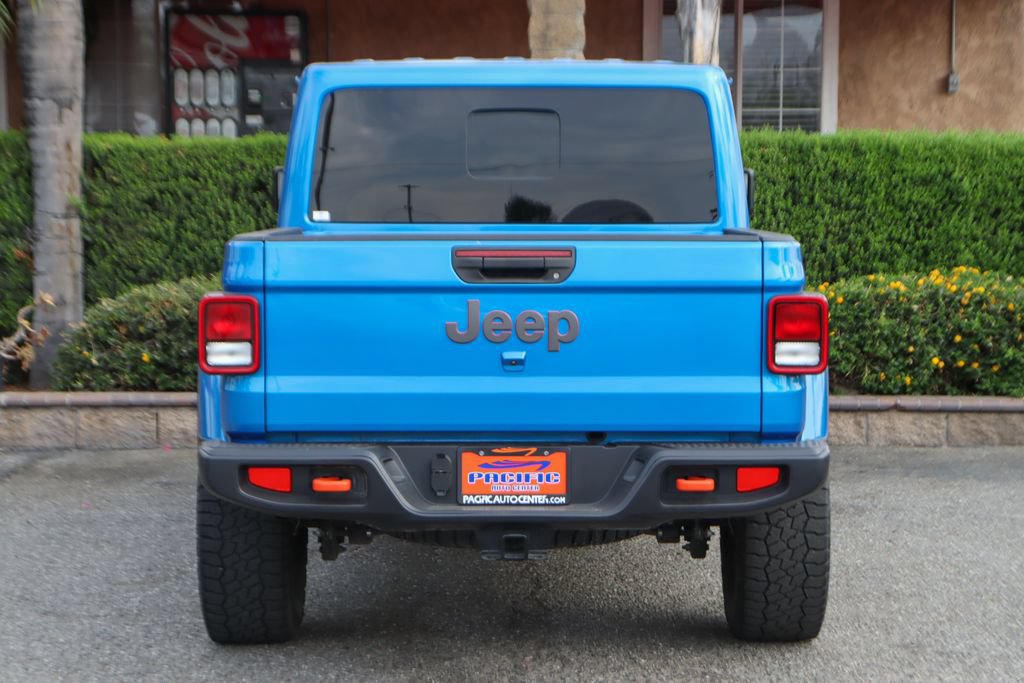 Used 2023 Jeep Gladiator Mojave w/ Trailer Tow Package AWD/4WD image 7