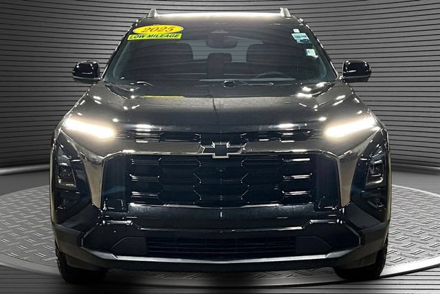 Certified 2025 Chevrolet Equinox ACTIV w/ Safety and Technology Package AWD/4WD image 2