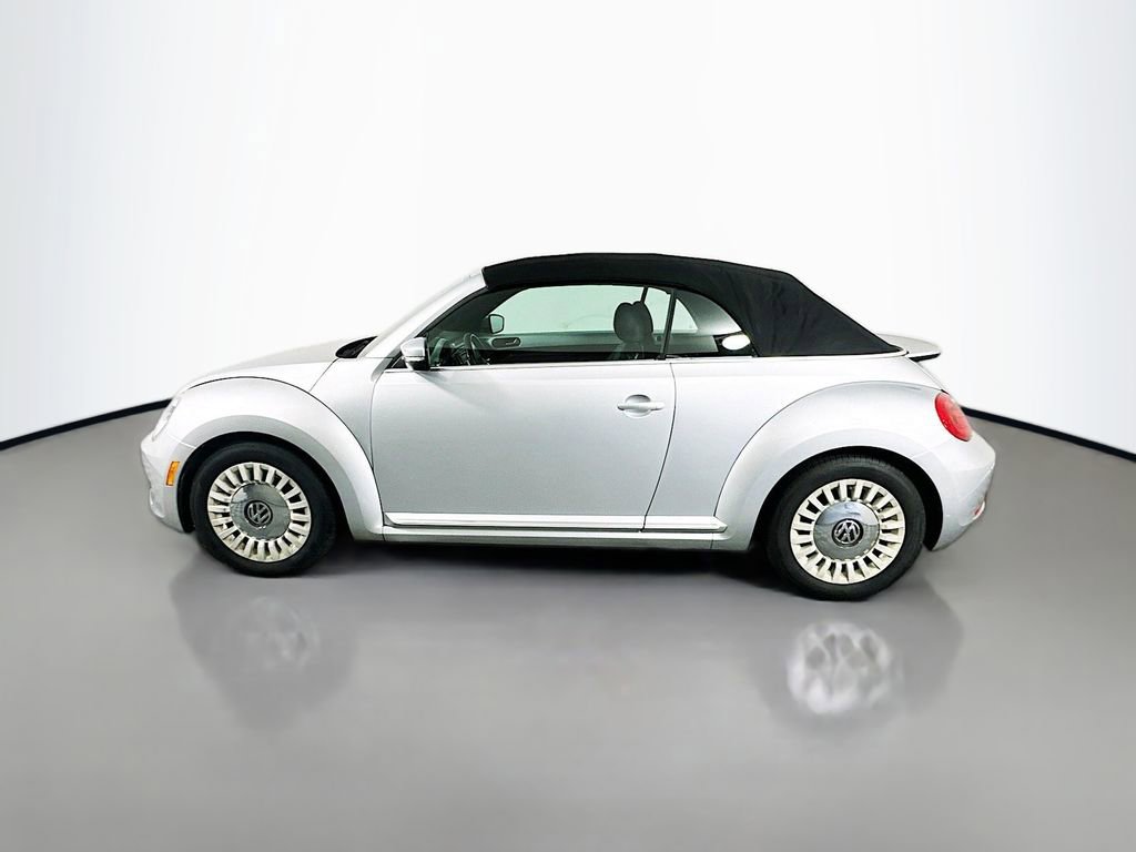 Used 2013 Volkswagen Beetle 2.5 image 4