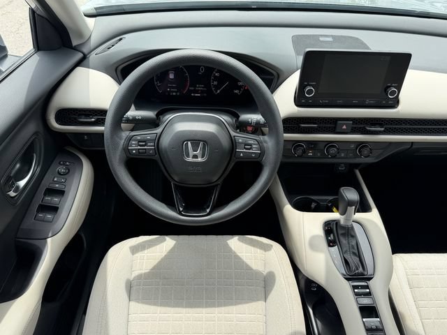 Used 2025 Honda HR-V LX image 15