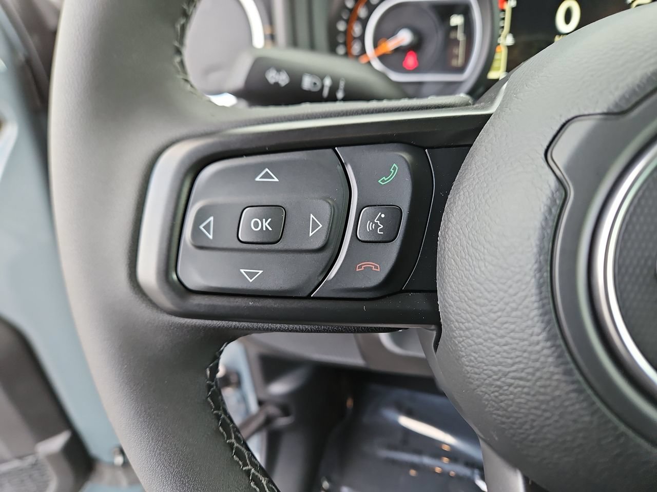 New 2026 Jeep Gladiator Sport AWD/4WD image 29