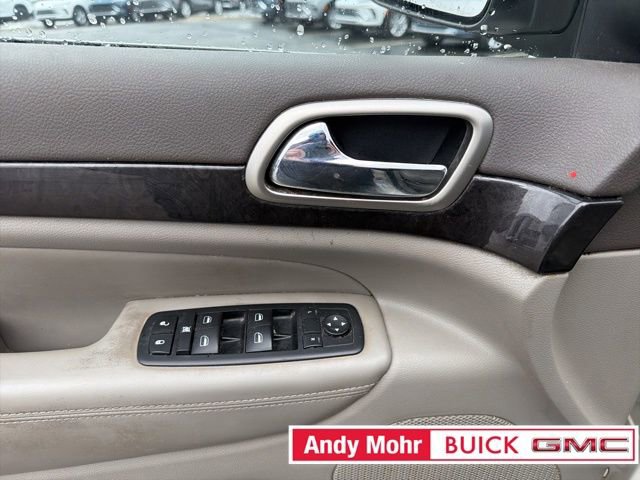 Used 2011 Jeep Grand Cherokee Laredo image 26
