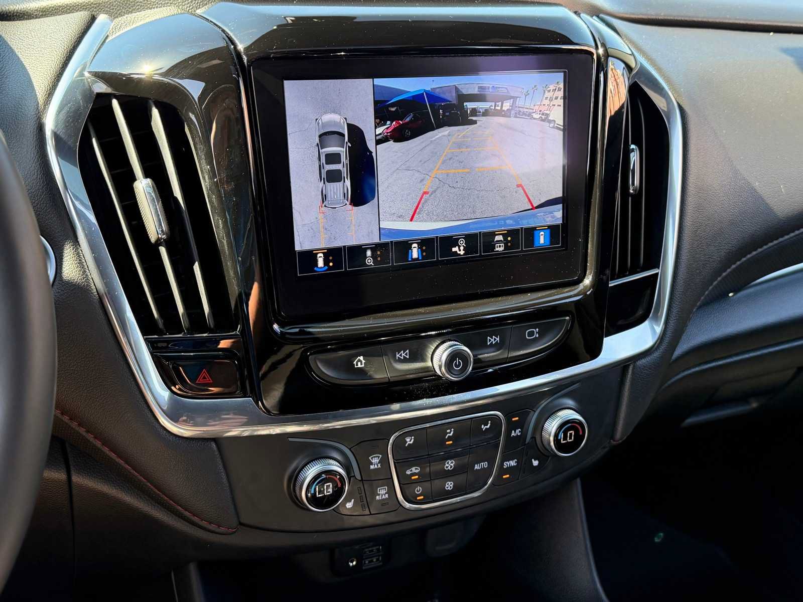 Used 2023 Chevrolet Traverse RS AWD/4WD image 21