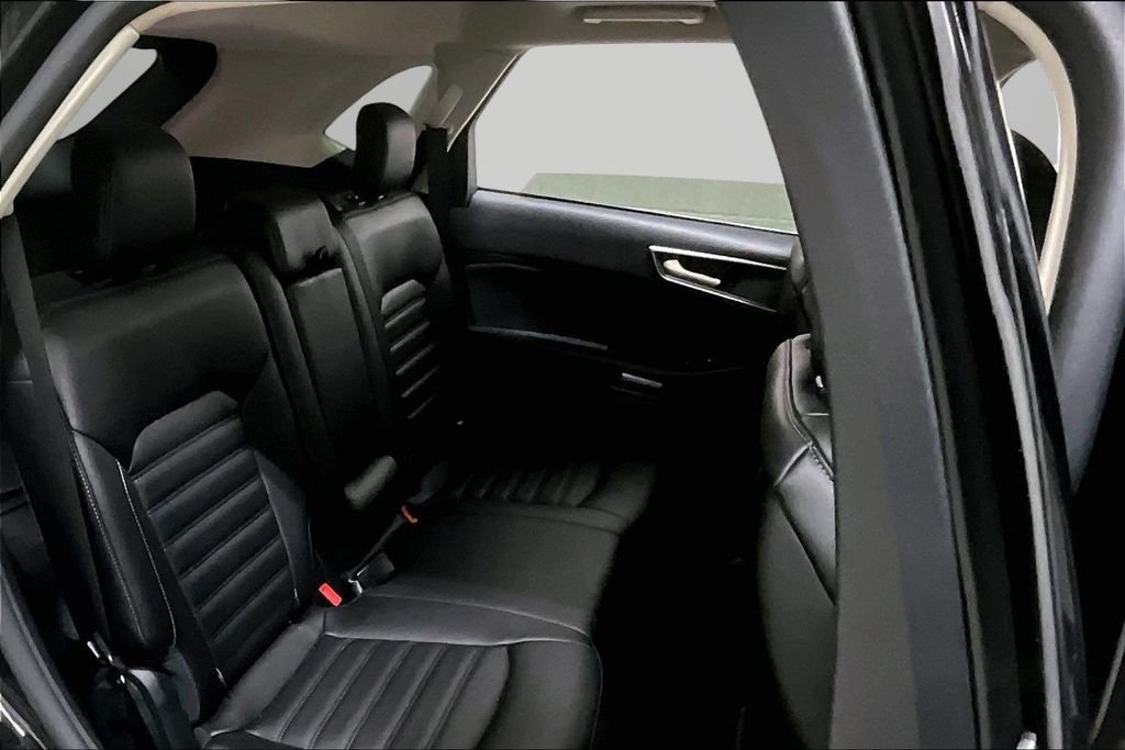 Used 2022 Ford Edge SEL w/ Convenience Package AWD/4WD image 25