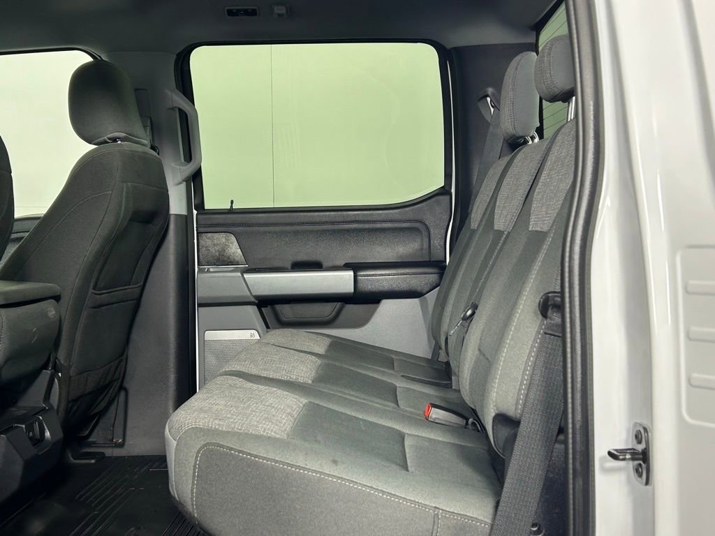 Used 2025 Ford F250 XLT w/ Black Appearance Package image 16