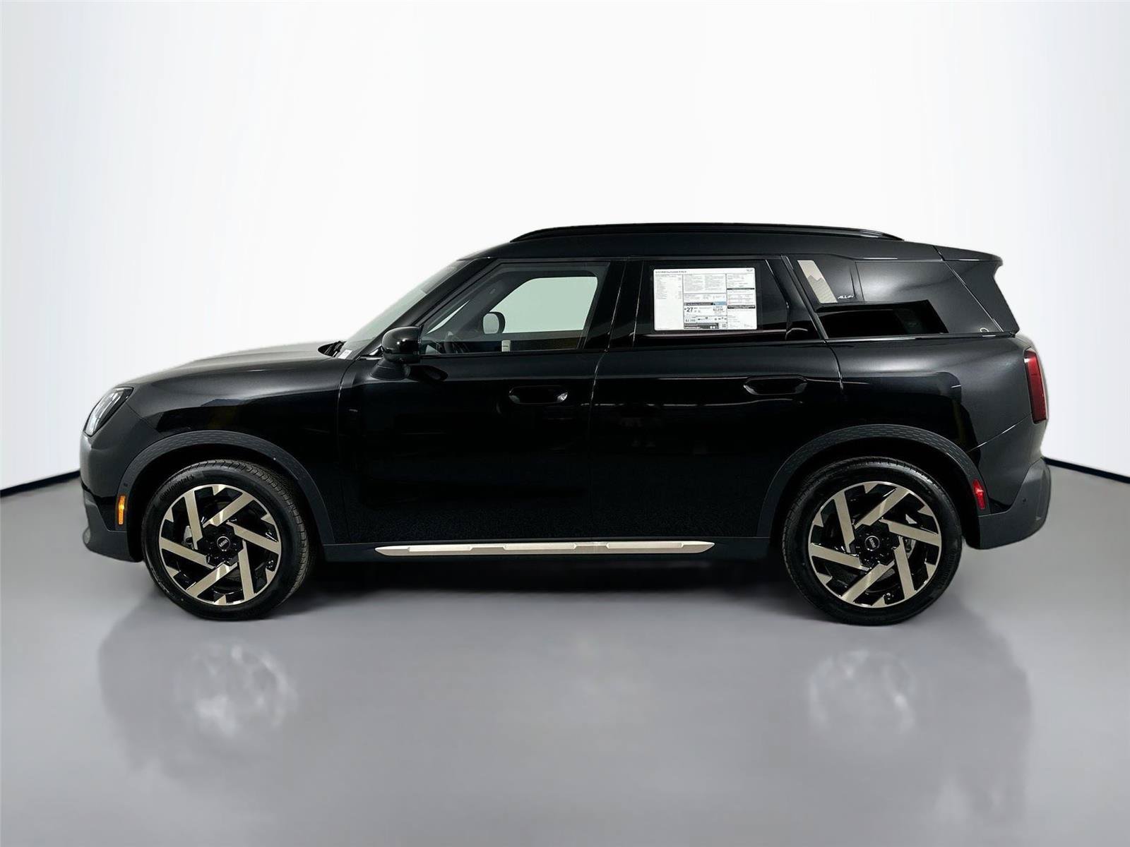 Used 2025 MINI Cooper Countryman S w/ Comfort Package Max AWD/4WD image 8