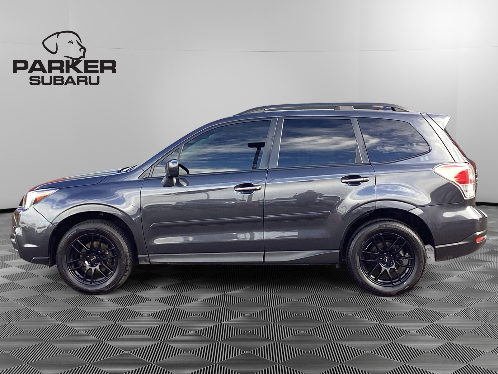 Used 2017 Subaru Forester 2.5i Premium w/ All-Weather Package image 2