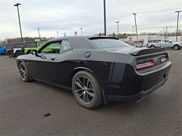 Used 2016 Dodge Challenger R/T Scat Pack image 5