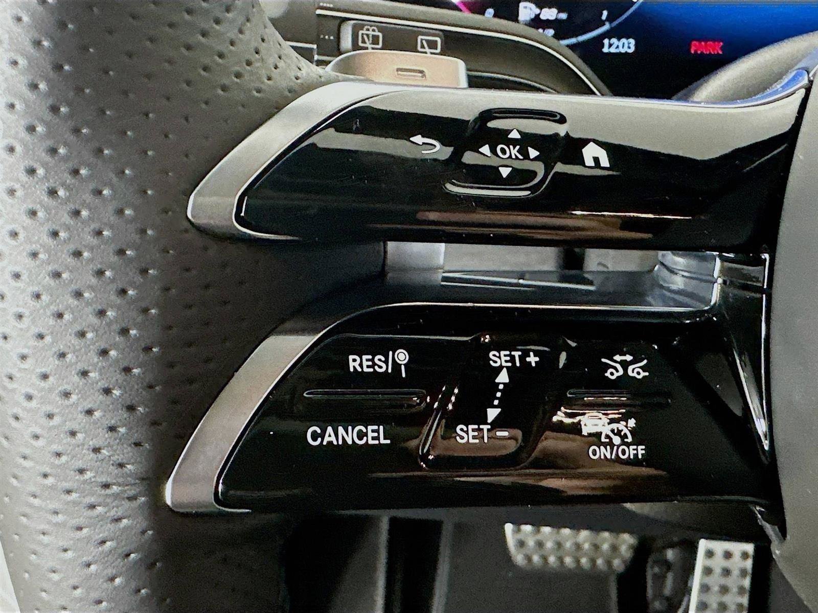 Used 2026 Mercedes-Benz GLS 580 4MATIC image 12