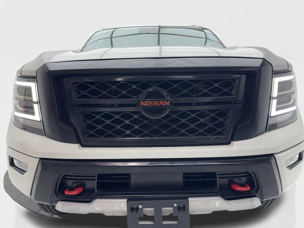 Used 2021 Nissan Titan PRO-4X image 6