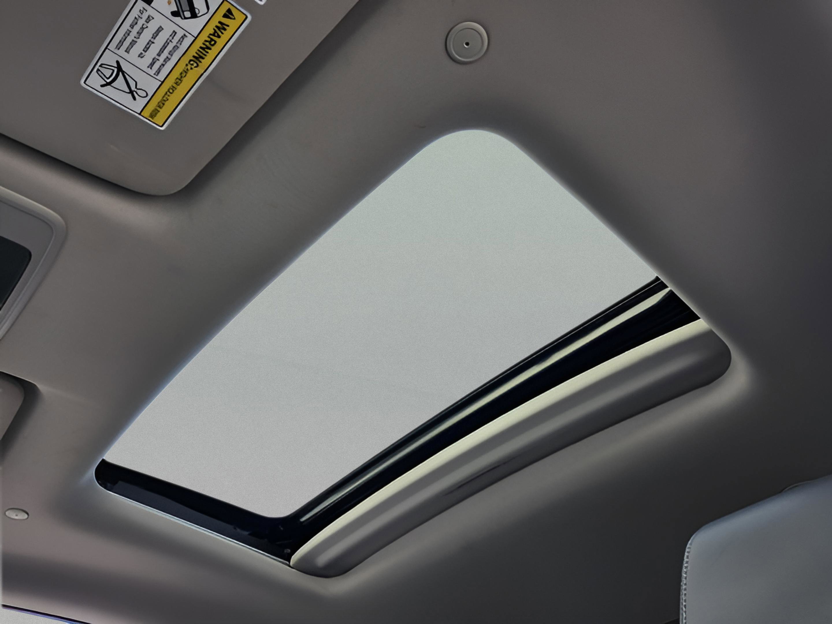 Certified 2025 Honda HR-V EX-L image 18