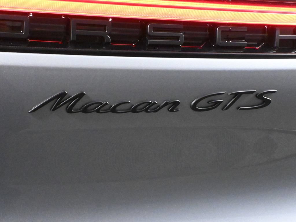 Used 2026 Porsche Macan GTS AWD/4WD image 44