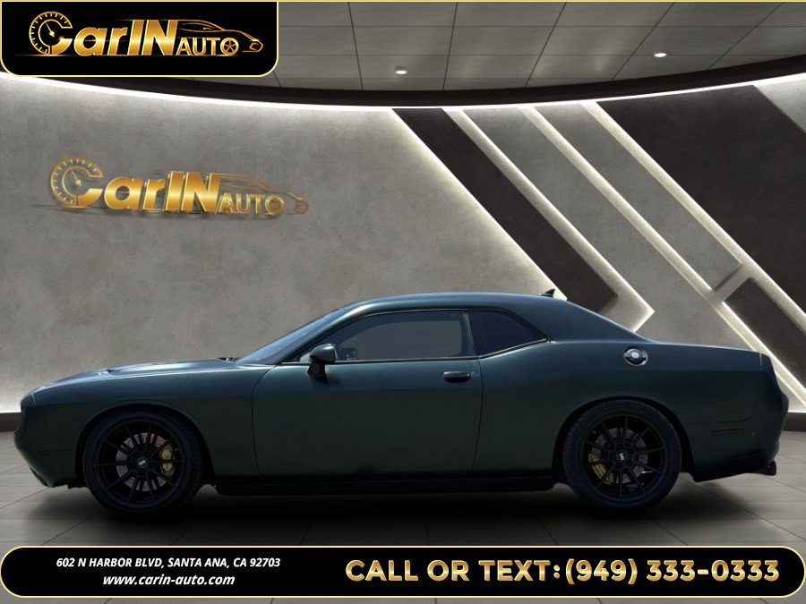 Used 2016 Dodge Challenger R/T Scat Pack RWD image 8