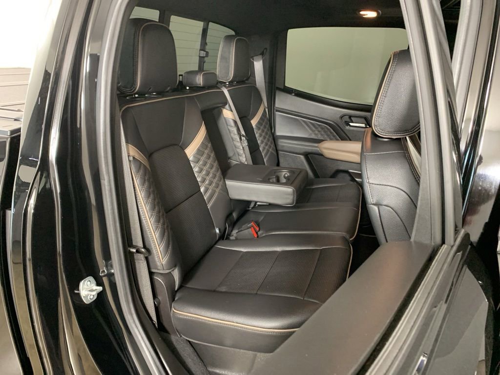 Used 2025 GMC Canyon Denali AWD/4WD image 36
