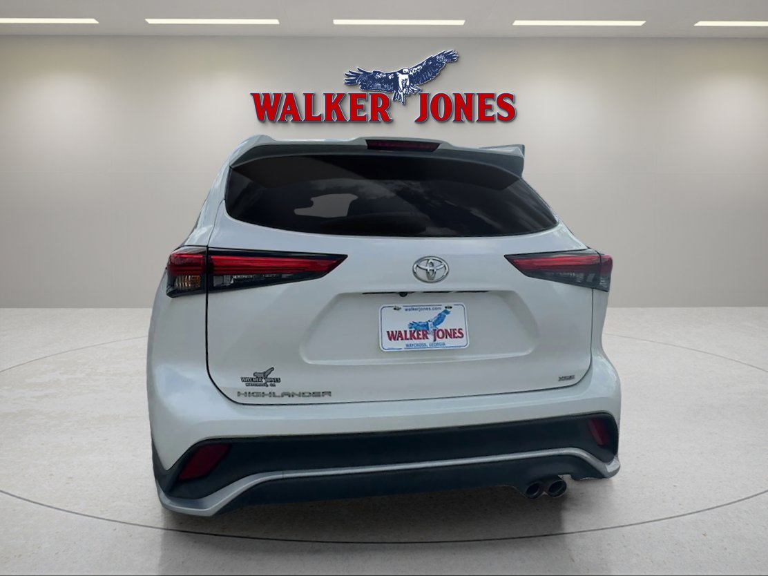 Used 2021 Toyota Highlander XSE image 5