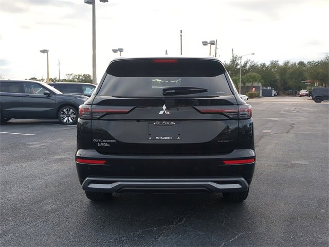 New 2025 Mitsubishi Outlander AWD image 5