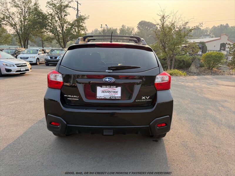 Used 2015 Subaru Crosstrek 2.0i Premium AWD/4WD image 6