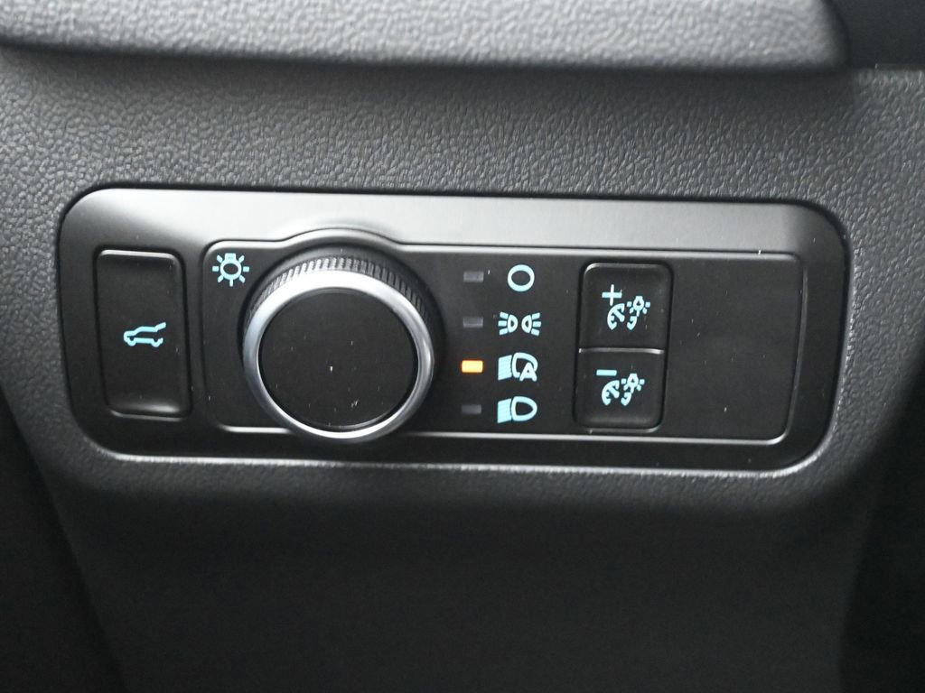 New 2026 Ford Escape ST-Line w/ Cold Weather Package image 18