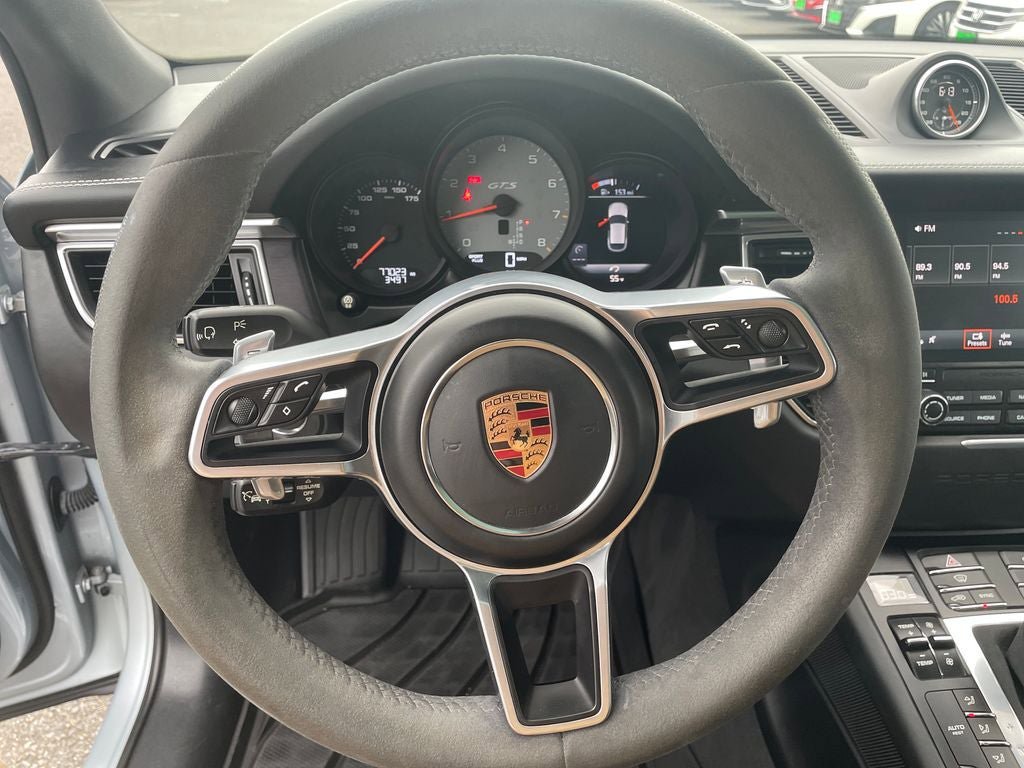 Used 2017 Porsche Macan GTS AWD/4WD image 22