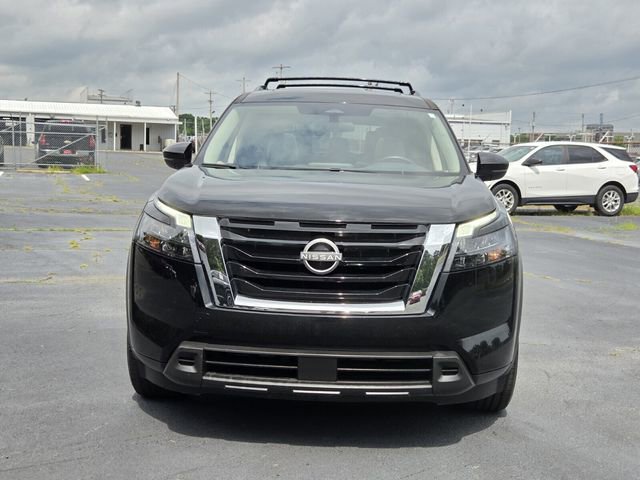 Used 2023 Nissan Pathfinder SV w/ SV Premium Package FWD image 8