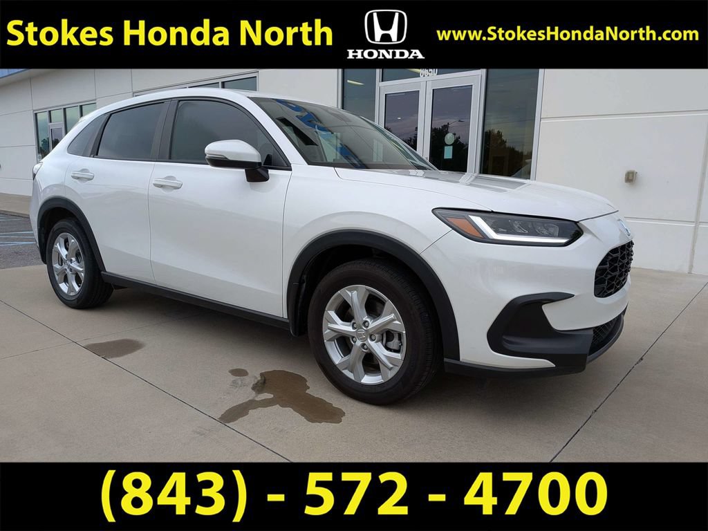 Certified 2025 Honda HR-V LX image 2