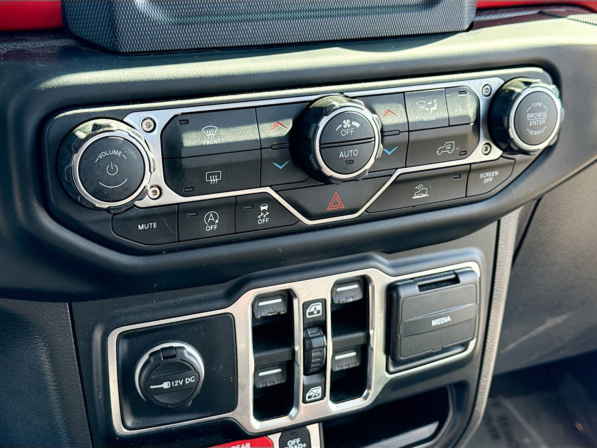 Used 2021 Jeep Wrangler Unlimited Rubicon image 11