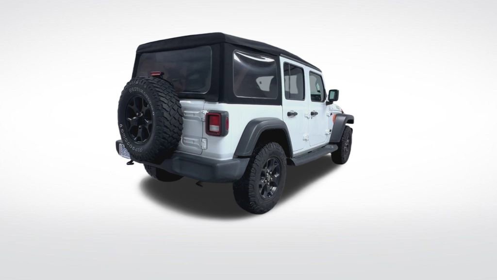 Used 2022 Jeep Wrangler Unlimited Willys image 11