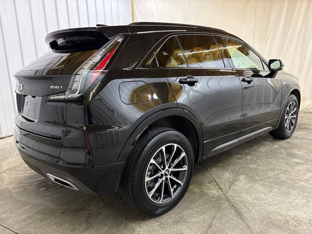 Used 2024 Cadillac XT4 Sport AWD/4WD image 6