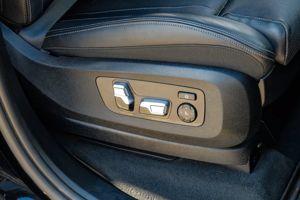 Used 2021 BMW X5 M50i w/ Premium Package AWD/4WD image 46