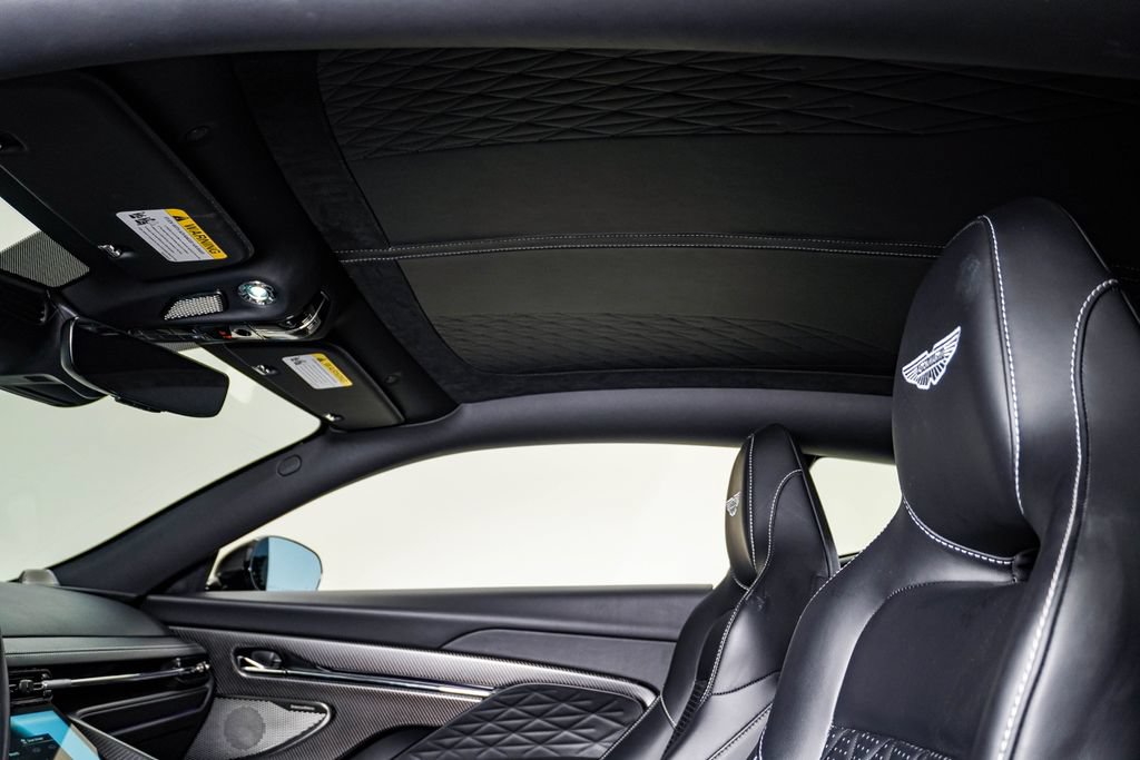 Used 2024 Aston Martin DB12 Coupe RWD image 22