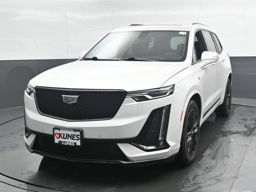 Used 2024 Cadillac XT6 Sport w/ LPO, ONYX Package AWD/4WD image 8