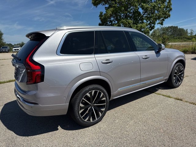 New 2026 Volvo XC90 B6 Plus w/ Protection Package Premier image 3