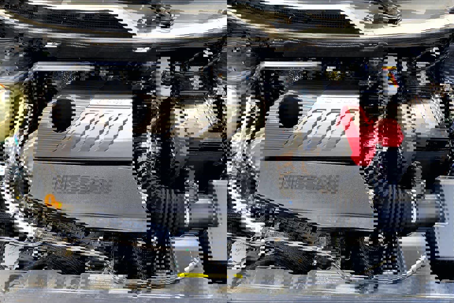 Used 2025 Nissan Rogue SV w/ SV Premium Package FWD image 32