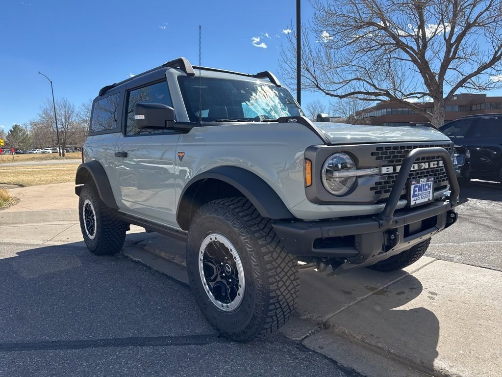 Used 2022 Ford Bronco Badlands image 7