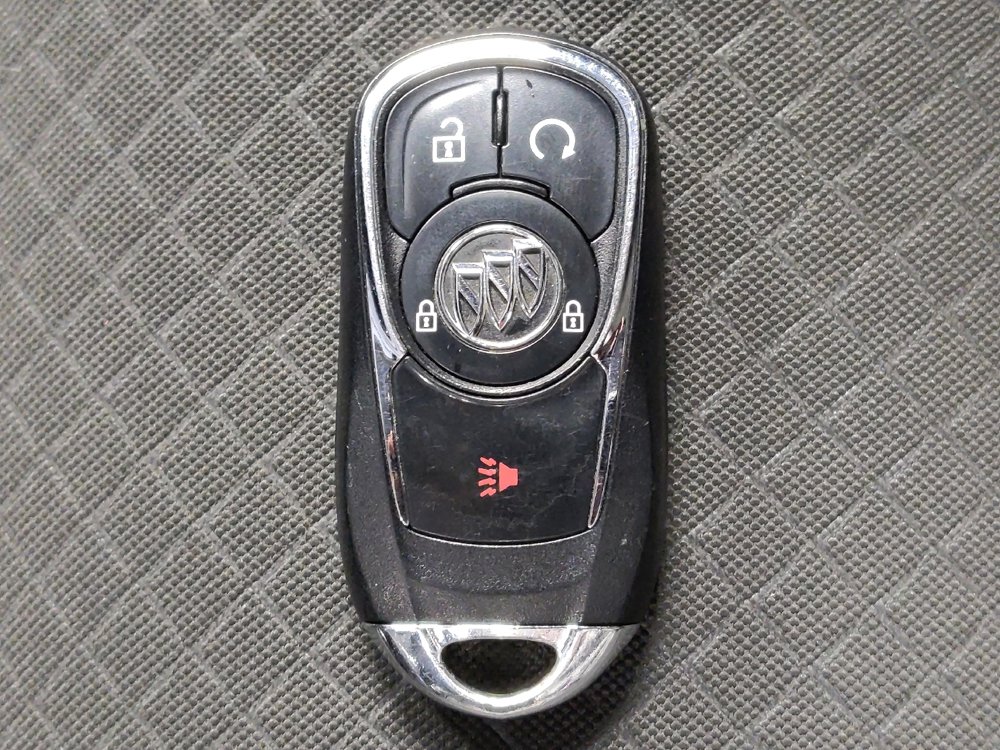 Used 2018 Buick Encore Sport Touring image 32