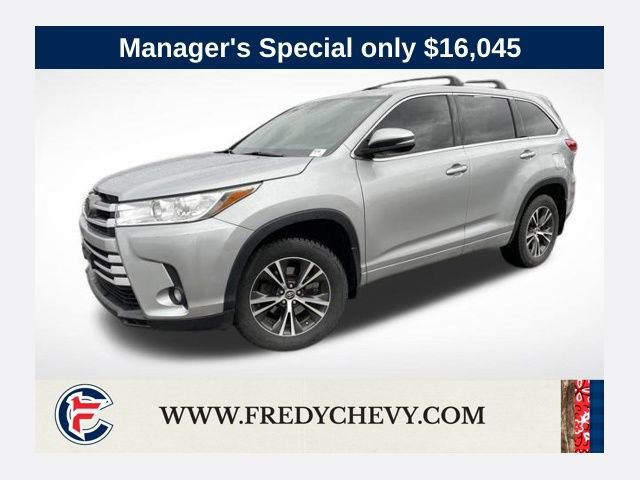 Used 2017 Toyota Highlander LE