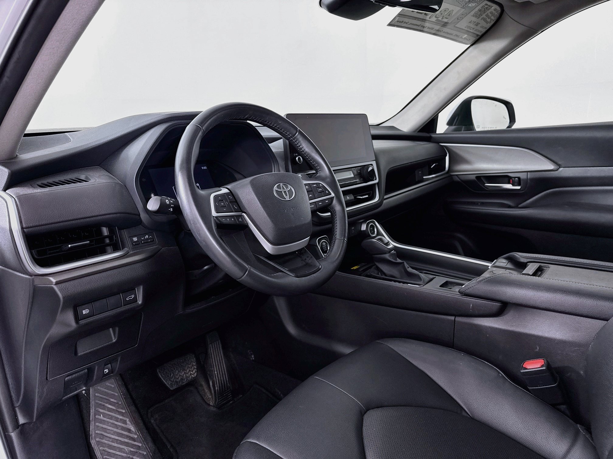 Certified 2025 Toyota Grand Highlander AWD image 9
