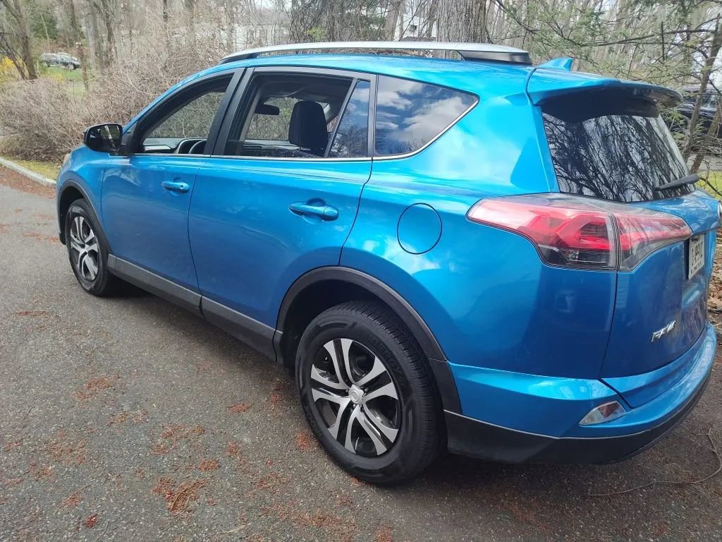 Used 2017 Toyota RAV4 LE w/ All Weather Liner Package image 8