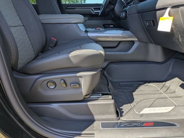 New 2026 Chevrolet Silverado 2500 ZR2 w/ LPO, Dark Essentials Package AWD/4WD image 40