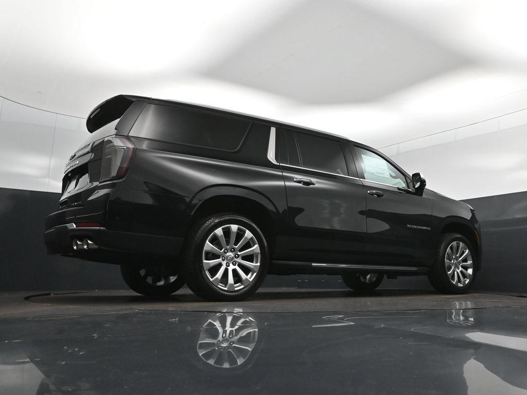 New 2026 Chevrolet Suburban Premier RWD image 42