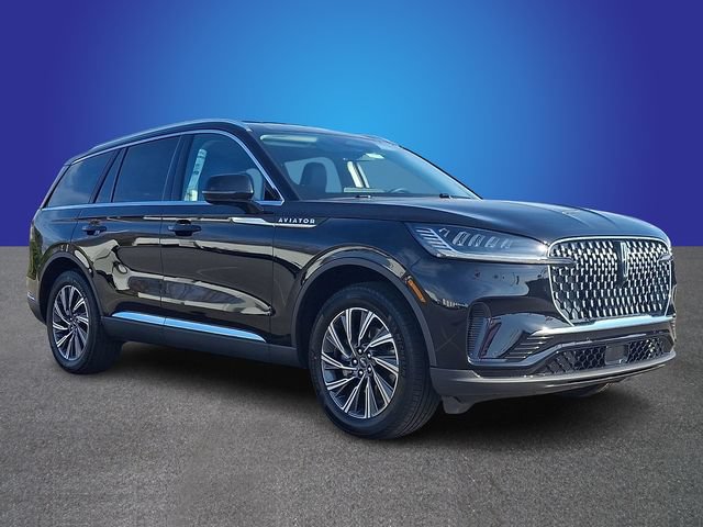New 2026 Lincoln Aviator AWD image 2